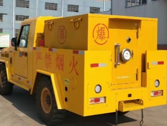 大通凯龙爆破器材运输车：保障爆破任务的安全运行